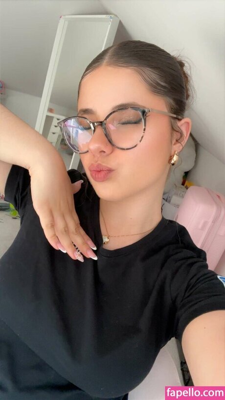 Lilousecret hot actress images