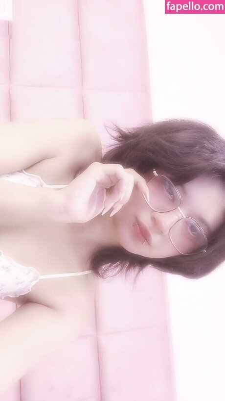 KiittyGang nice model photo