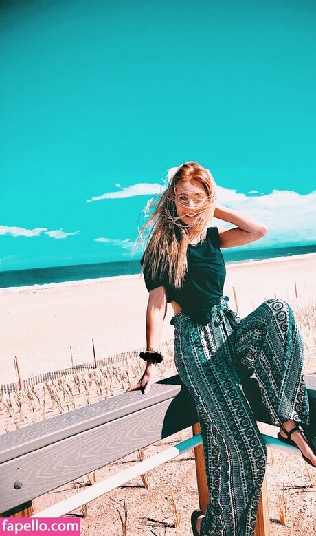 Madison Gritz model high quality pics