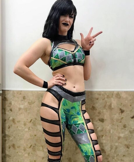 B Priestley nude pornstar picture