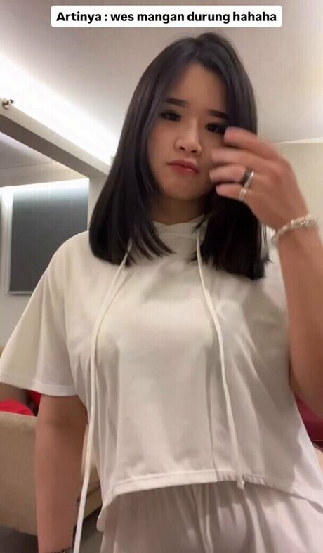 Vania Veronica pornstar adult pics