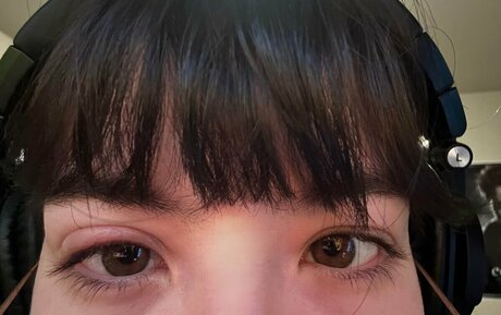 Harriet Barnes model hot images