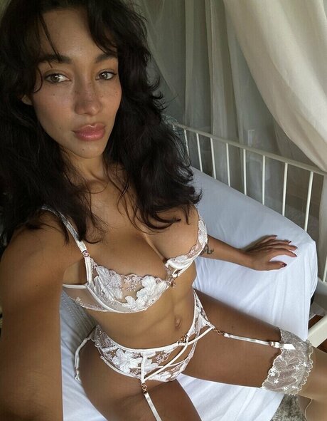 Theresa Zimmerman nude actress galleries