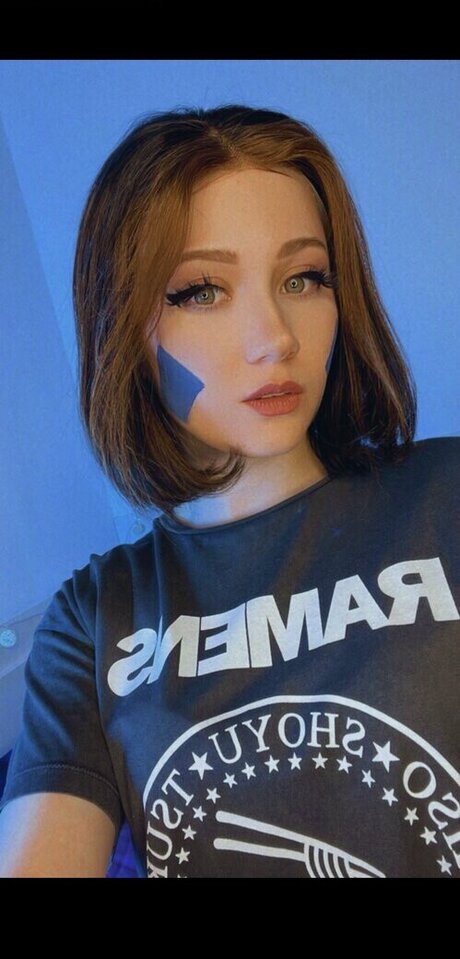 Mikasarino naked pornstar img