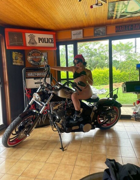 Kemmadaki model art image