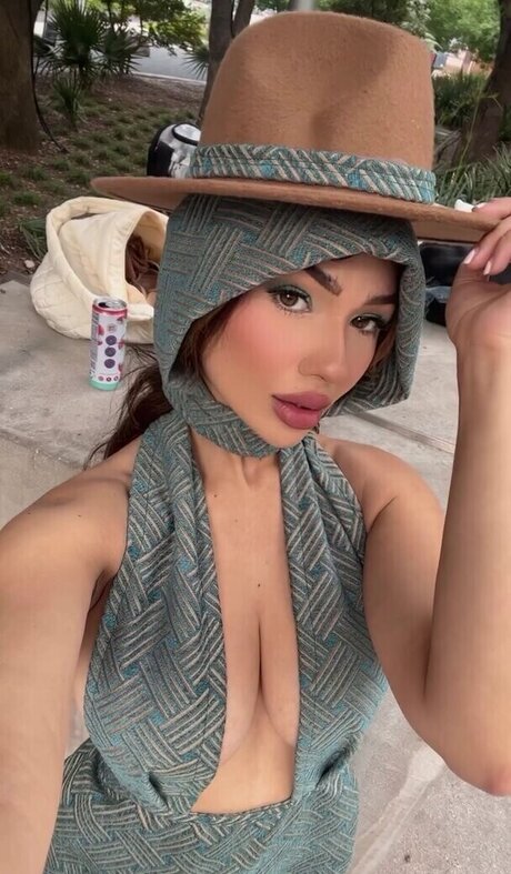 Melanie San Roman sex star archive