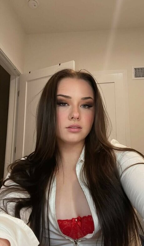 Sarah Schauer beautiful actress pictures