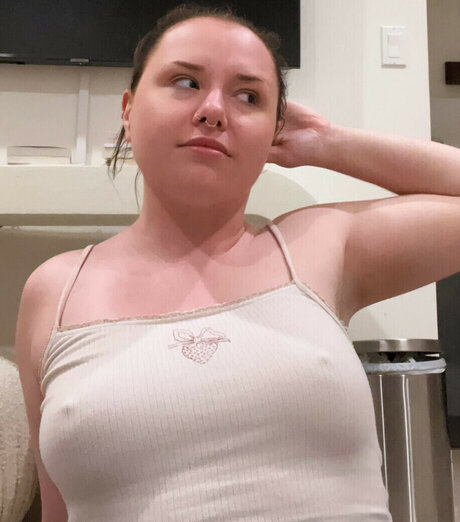 Sarah Schauer star nude photo