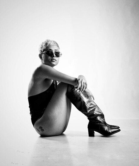 Sunnydcruz erotic pornstar pic