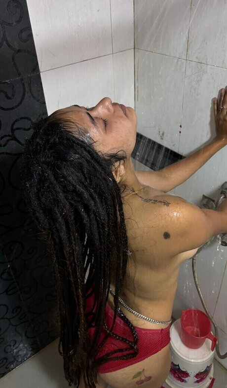 Sunnydcruz model erotic picture