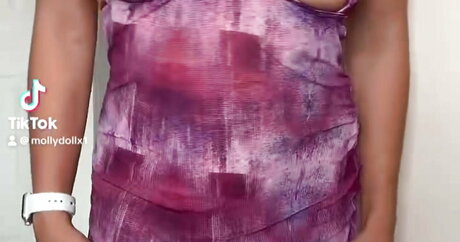 Mrsmollywilde model hot photo