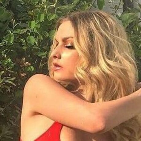 Mogz xx exclusive pornstar galleries