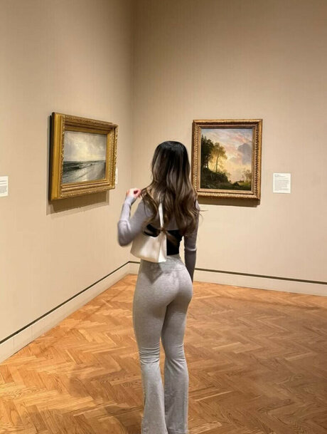 Ena Lor Hmong star best pics