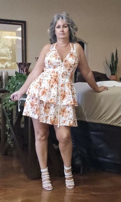 saundra1571 best star archive