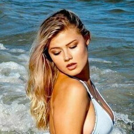 Erin Nicole perfect model galleries