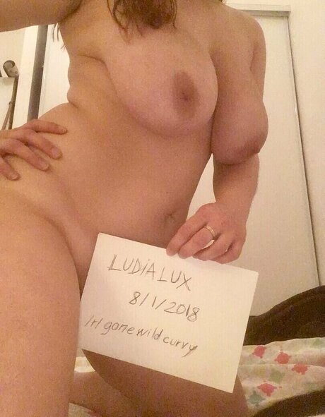 Ludialux star naked image