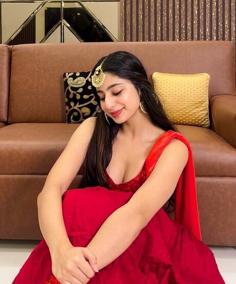 Exclusives Suhani Kapoor pornstar pretty galleries