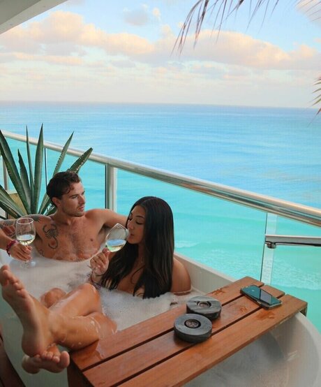 Baesito art actress image