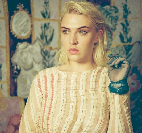 Rebecca Lucy Taylor star hd pics