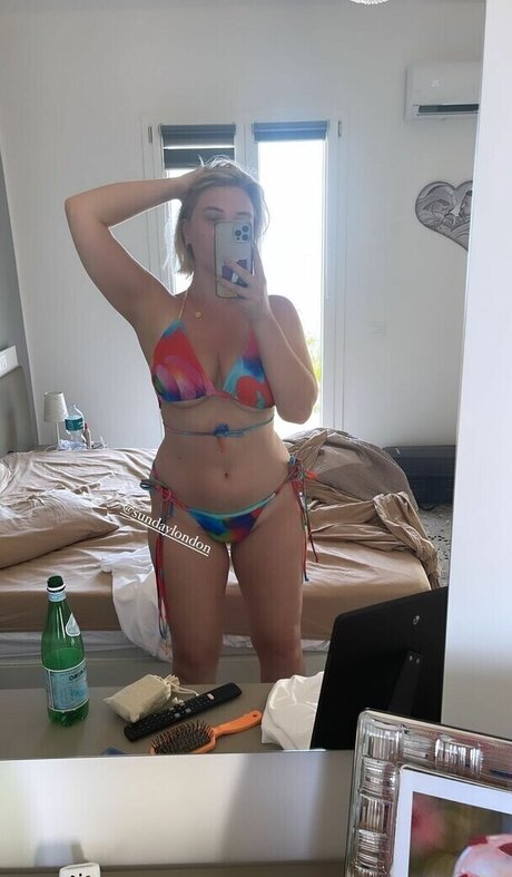 Rebecca Lucy Taylor star pretty archive