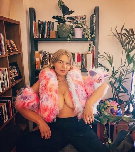 Rebecca Lucy Taylor hd model pics