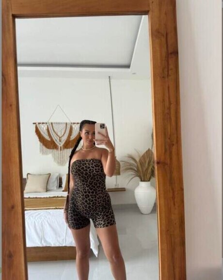 Vanessajolie hot model picture