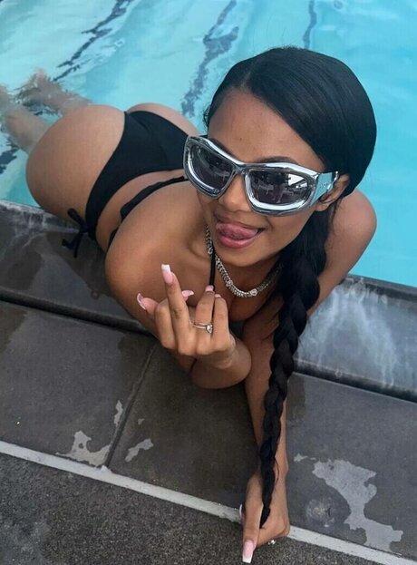 Brooklyn Queen perfect model img