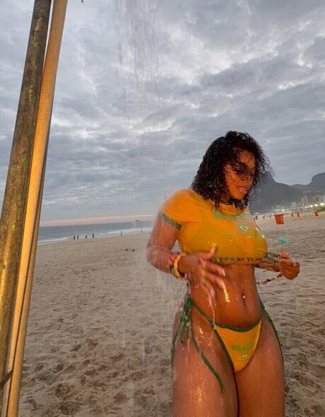 kortynie xxx pornstar pic