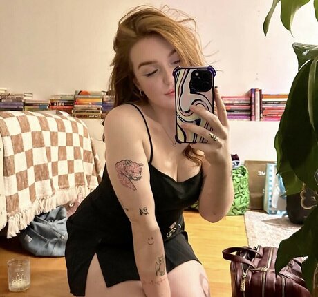 Eleanor Neale art star gallery