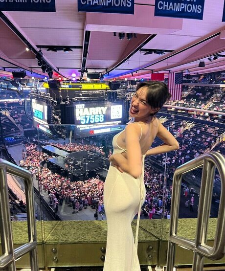 Dylan Troesken star beautiful image