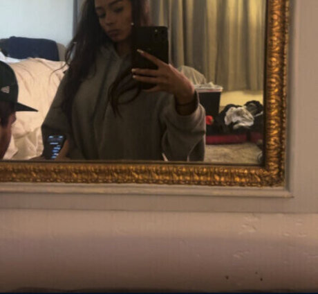 Juicyyyjoss erotic pornstar gallery