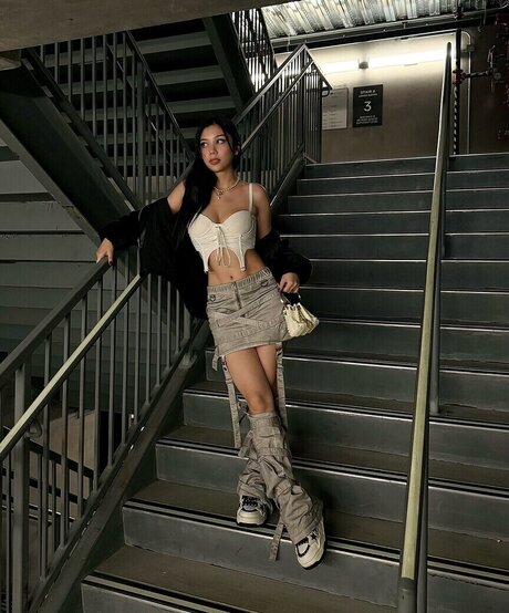 itshellovee star archive