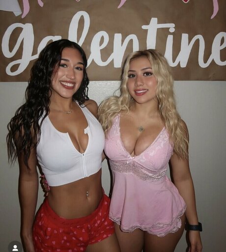 vvaleriatellez art model gallery