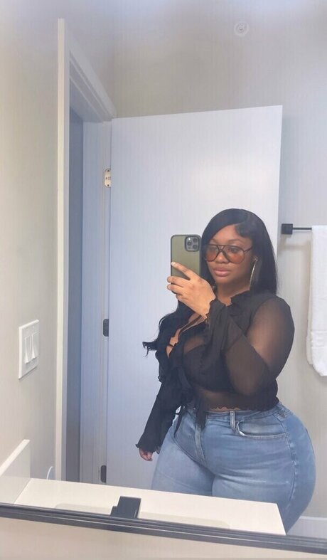 _Trillscott erotic model gallery