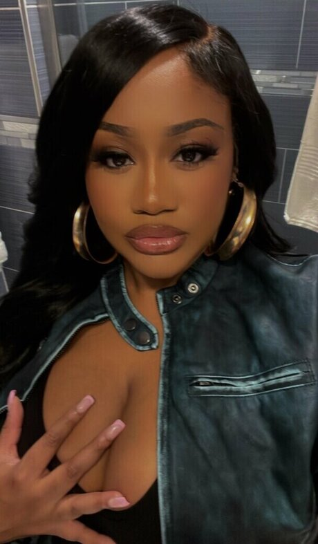 _Trillscott pornographic actress pics