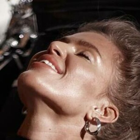 ilonka 51 xxx model picture