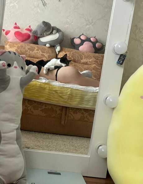 leonesan pornstar beautiful img