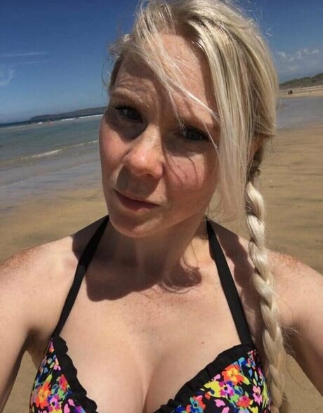 Donna Shepherd model erotic img