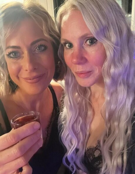 Donna Shepherd model xxx gallery