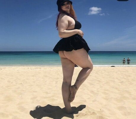 Ivy Riina nice model pics