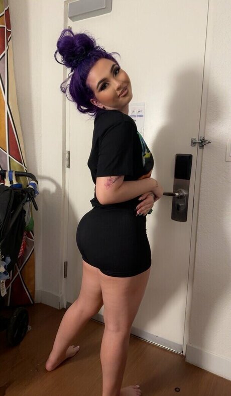 Mary Liven erotic star image