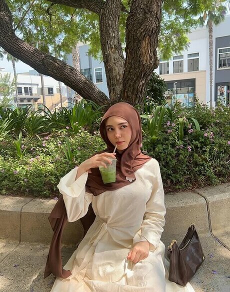 Sidsityttv xxx model photo