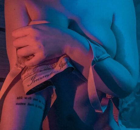 Masha Hima Boosty adult model photo