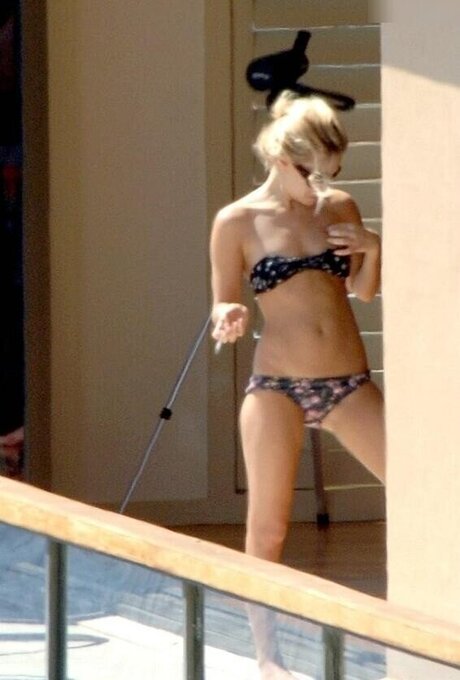 Olsen Twins model top images