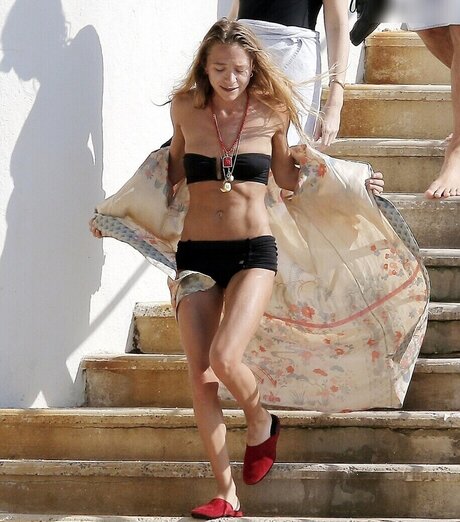 Olsen Twins hd pornstar archive