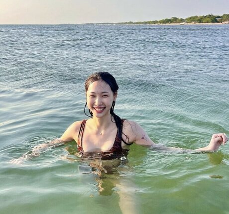 jennypetersonnn xxx pornstar img