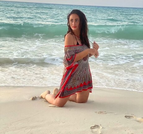 Menna Tayseer star adult pics