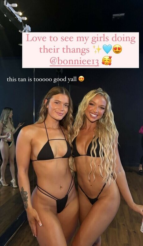 bonniee13 pornstar nudes images