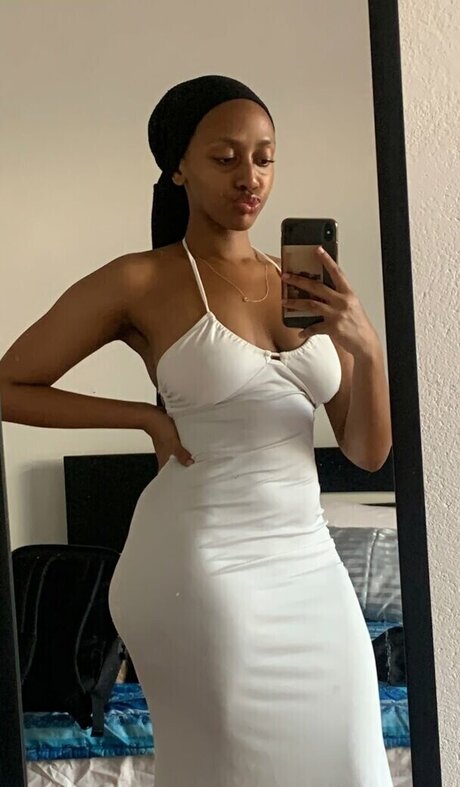 African Booty Meat model naked img