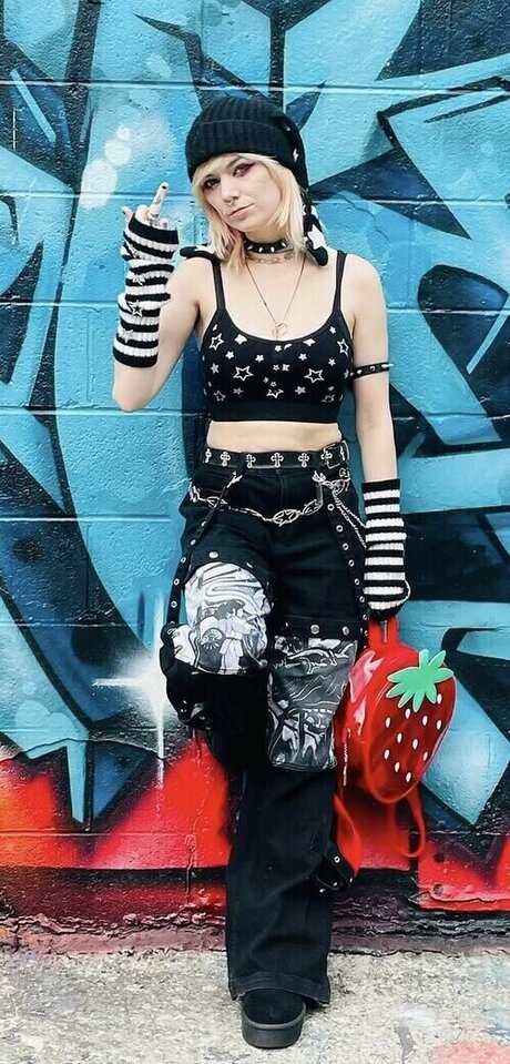 Noel Malphoi star nudes archive